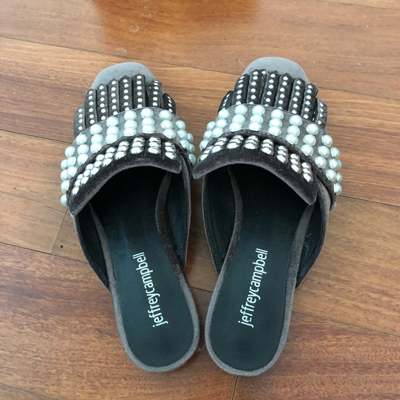 Jeffrey Campbell Ravis Velvet Mule - Picture 4 of 7